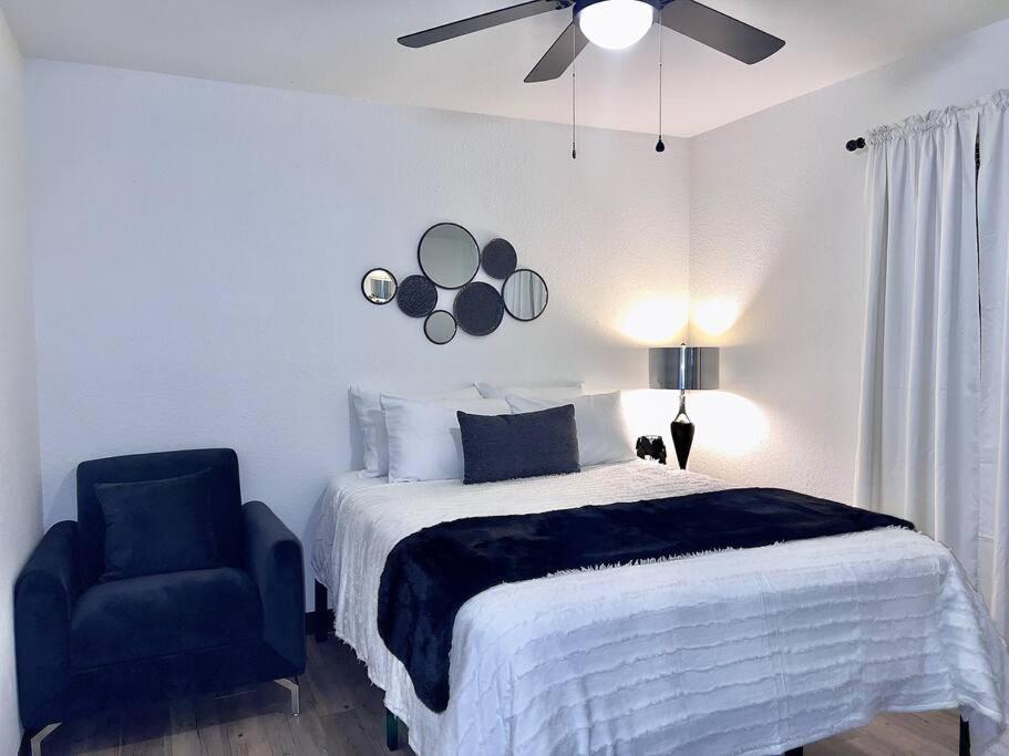 Chic & Cozy 2 Bedroom - 1 Bathroom - Rated Best Eagle Pass Ngoại thất bức ảnh
