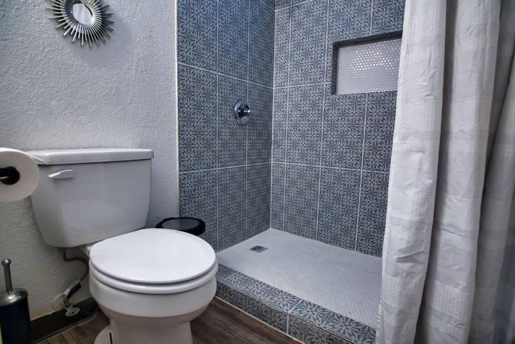 Chic & Cozy 2 Bedroom - 1 Bathroom - Rated Best Eagle Pass Ngoại thất bức ảnh